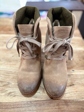 Botas UGG Piel Talla 41 Beige