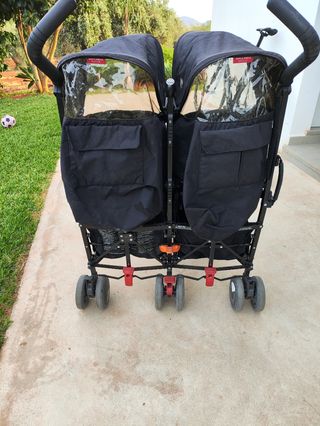 Carrito Doble Maclaren Negro. 