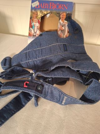 Mochila Porta Bebés BabyBjörn.
