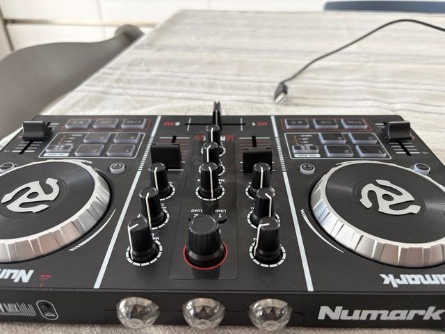 Numark Party Mix MK2 DJ Controller
