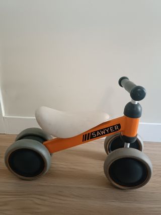 Bicicleta correpasillos Sawyer naranja