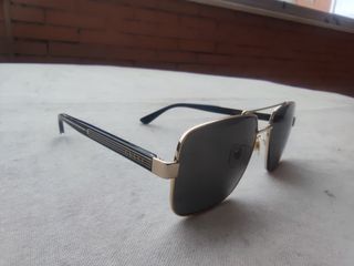 Gafas de sol Gucci GG0529S 001 Doradas/Grises