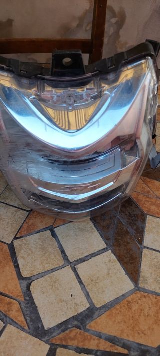 Faro Honda SH 300 LED 2024