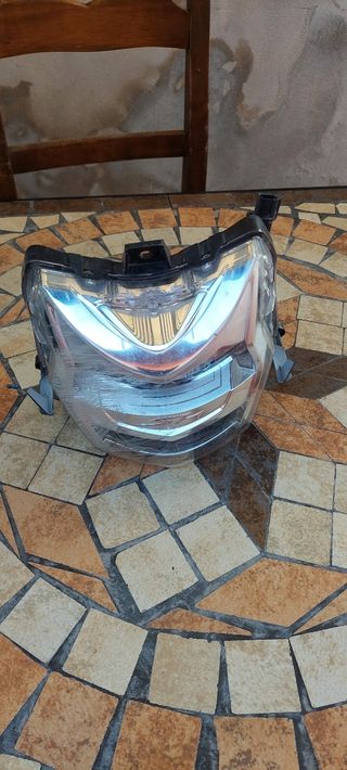 Faro Honda SH 300 LED 2024