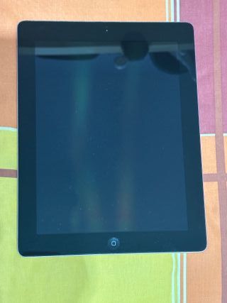 Apple iPad 4ta Gen Plata MD511TY/A