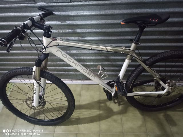 Bicicleta Rockrider 8.2