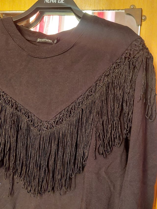 Felpa Stradivarius con frangia