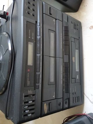Minicadena  Samsung Radio CD, Cintas y Vinilos