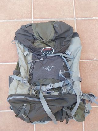 Mochila Osprey Kestrel 58 Gris/Verde