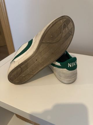 Zapatillas Nike Blancas y Verdes Talla 41