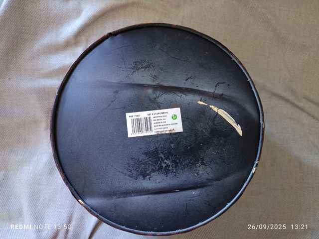 Cajas decorativas vintage metal rojo y dorado