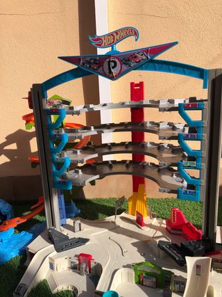 Garaje Hot Wheels Tiburón