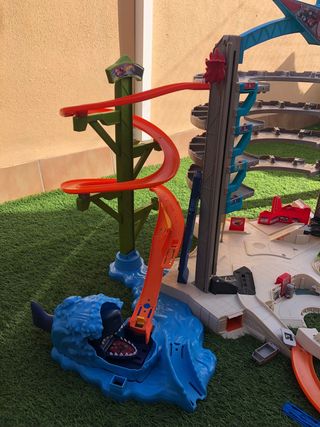 Garaje Hot Wheels Tiburón