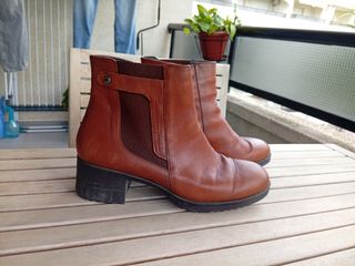 Botines de piel Fluchos marrones