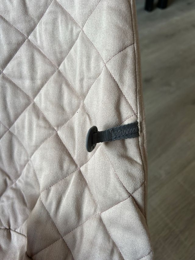 Hamaca BabyBjörn con juguete y caja