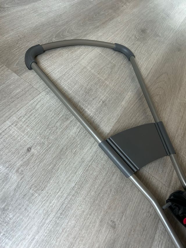 Hamaca BabyBjörn con juguete y caja