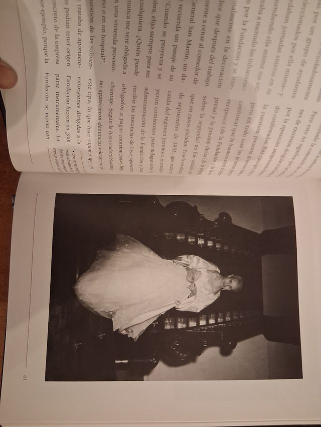 Lote 2 Libros Gandhi y Evita Perón