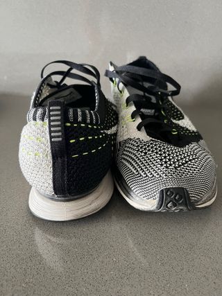 Zapatilla Nike Flyknit Racer Talla 40.5