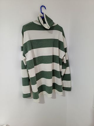 Jersey Stradivarius rayas verde y blanco