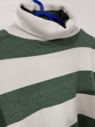 Jersey Stradivarius rayas verde y blanco