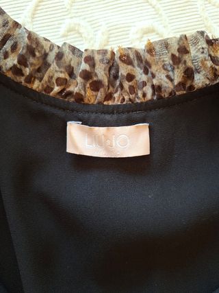 Blusa Liu Jo Animal Print Beige y Marrón