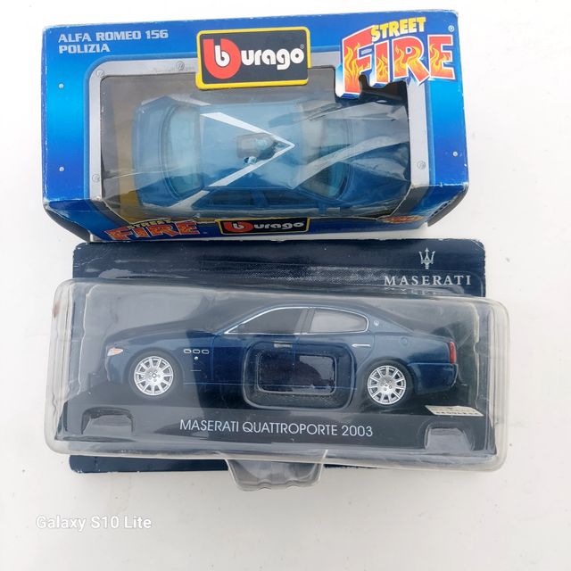 Lote 2 Coches Burago: Alfa Romeo y Maserati