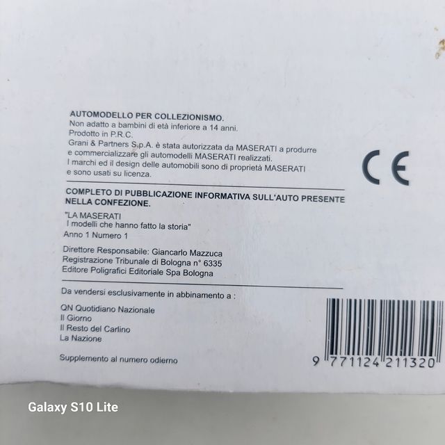 Lote 2 Coches Burago: Alfa Romeo y Maserati