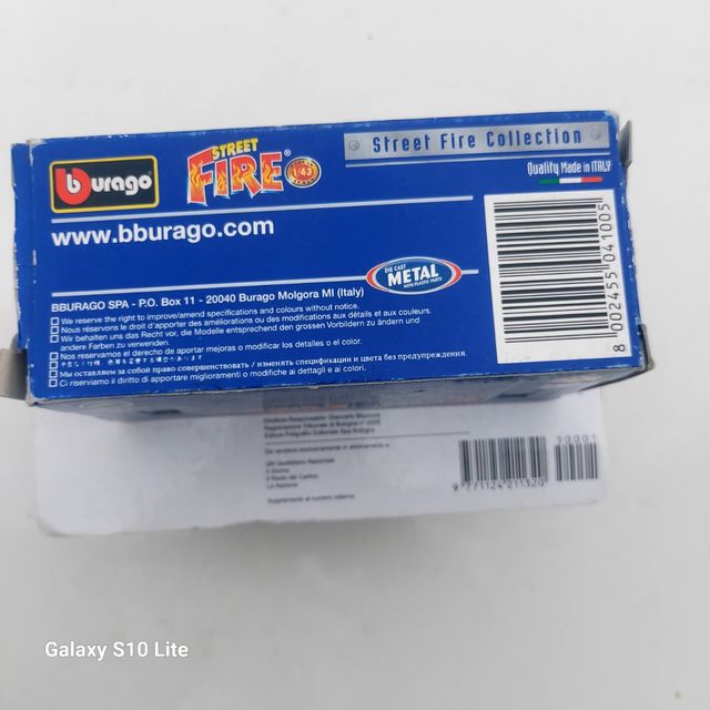 Lote 2 Coches Burago: Alfa Romeo y Maserati