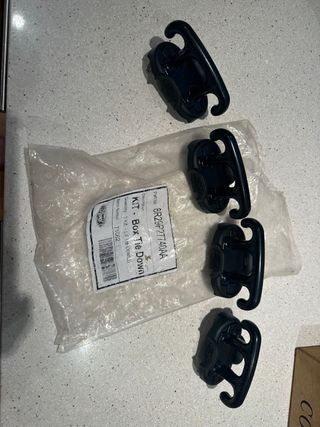 Kit Anclajes Originales Ford Ranger 8R29P27740AA