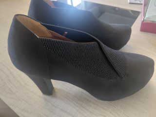 Zapatos Own Negros abotinados. Usados 1 día boda