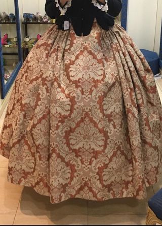 Falda de fallera