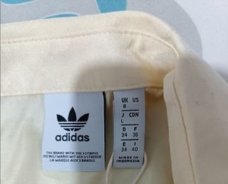 Camisa Adidas Amarilla con Rayas Blancas