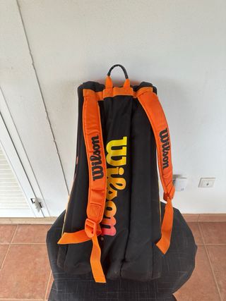Raquetero Wilson grande caben más de 6 raquetas