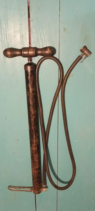Bomba de aire vintage para bicicleta