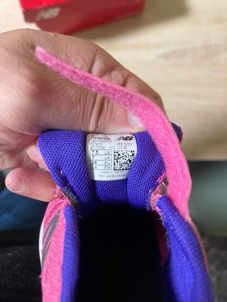 Zapatillas New Balance niña rosa y morado