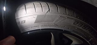 Rueda de coche