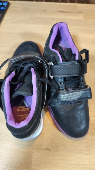 Zapatillas Halterofilia Reebok Negro/Morado