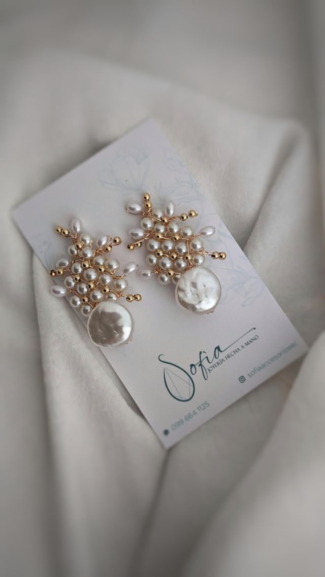 Pendientes Novia Perlas Blancas y Doradas
