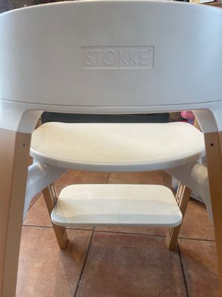 Trona Stokke Steps Blanca