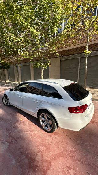Audi A4 Allroad 2011