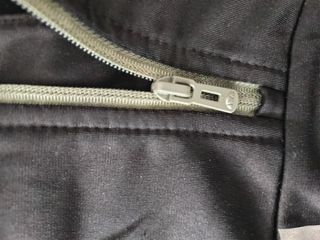 Sudadera Ellesse Negra y Verde Militar