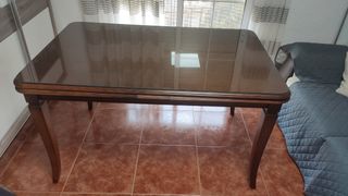 Mesa extensible clásica madera y cristal