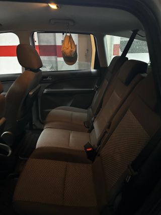 Ford Focus C-Max 2.0 TDCi – 2005