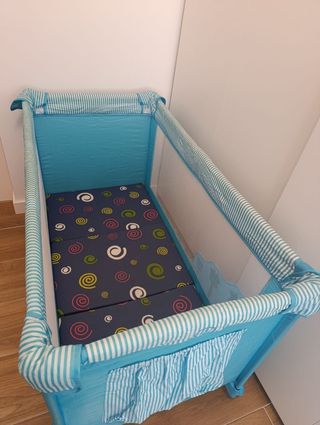 Cuna de viaje plegable azul