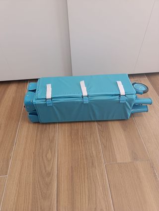 Cuna de viaje plegable azul