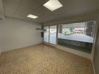 Local comercial en venta en Rincón de Loix en Benidorm