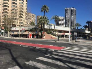 Local comercial en venta en Rincón de Loix en Benidorm