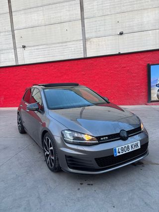 Volkswagen Golf 2014