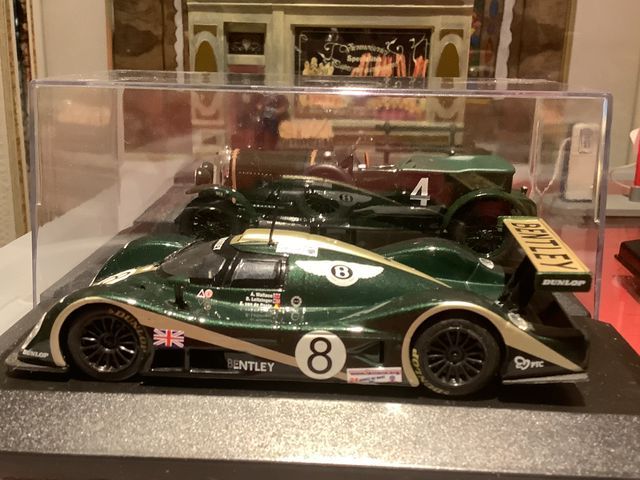 Lote  Bentley 24h 2 una Le Mans 1/43