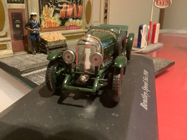 Lote  Bentley 24h 2 una Le Mans 1/43